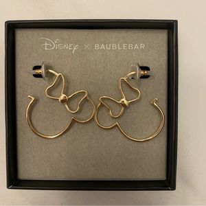 🏷️ Disney X BAUBLEBAR - Minnie Mouse Gold Wire Earrings - Brand New in Box